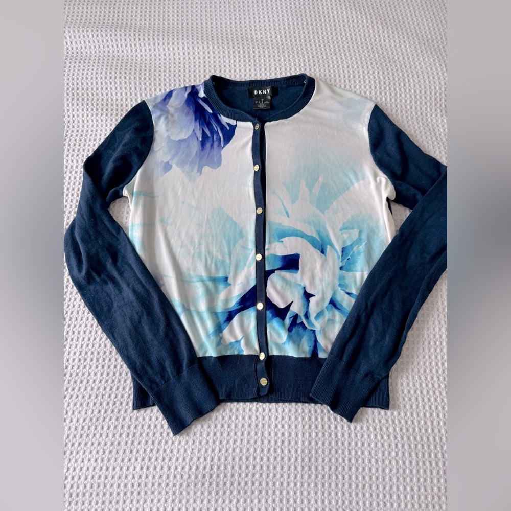 DKNY Navy and White sweater